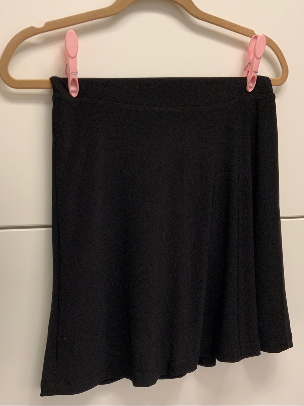 SAN FRANCISCO Women's Black Skater Skirt - Classic Flared Silhouette SMALL